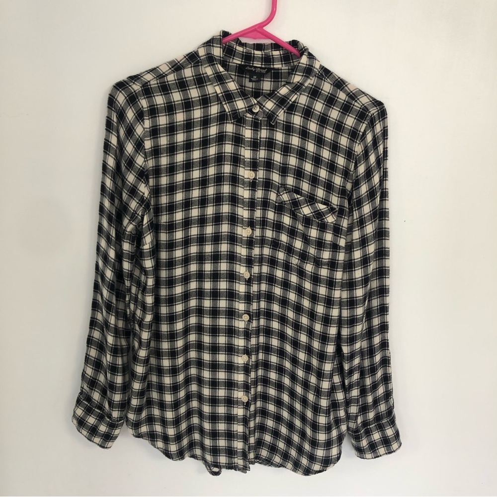 LUCKY BRAND Women’s Black/White Plaid Long Sleeve Shirt Size M